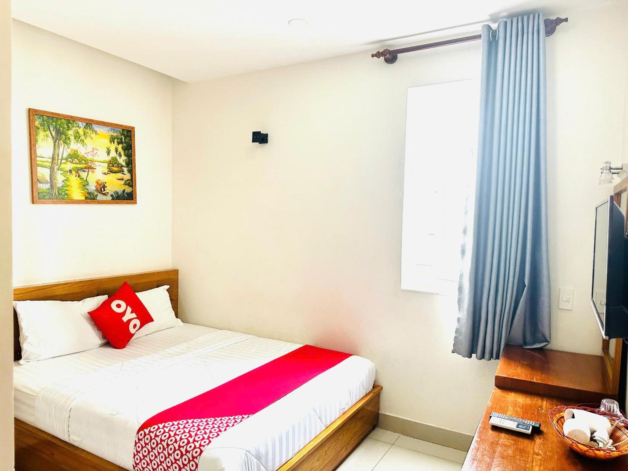 Khach San Thien Cung Hotel