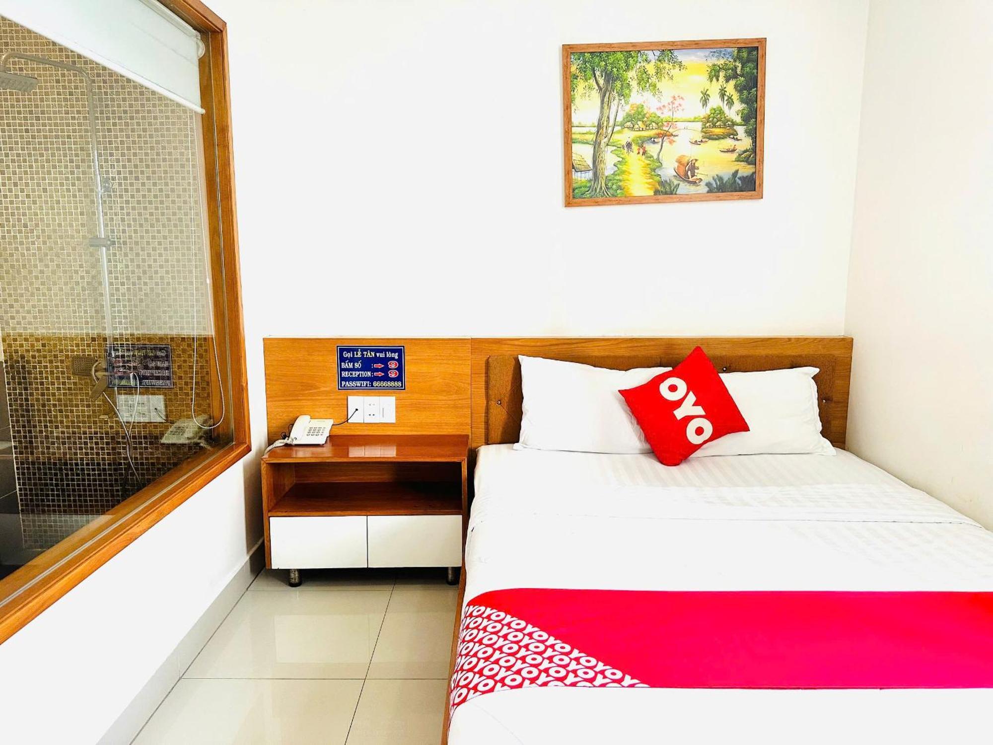 Khach San Thien Cung Hotel 2*