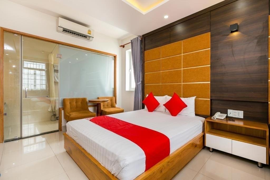 Khách sạn Thiên Cung 2*
